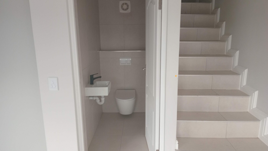 3 Bedroom Property for Sale in Sandown Western Cape
